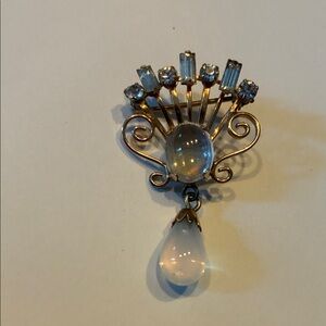 Vintage Van Dell 18kt Gold Filled Brooch with Crystal Accents Faux Opal glass